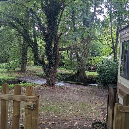 Mobile Home Situe Au Coeur Du Lac Blangy-le-Château Zewnętrze zdjęcie